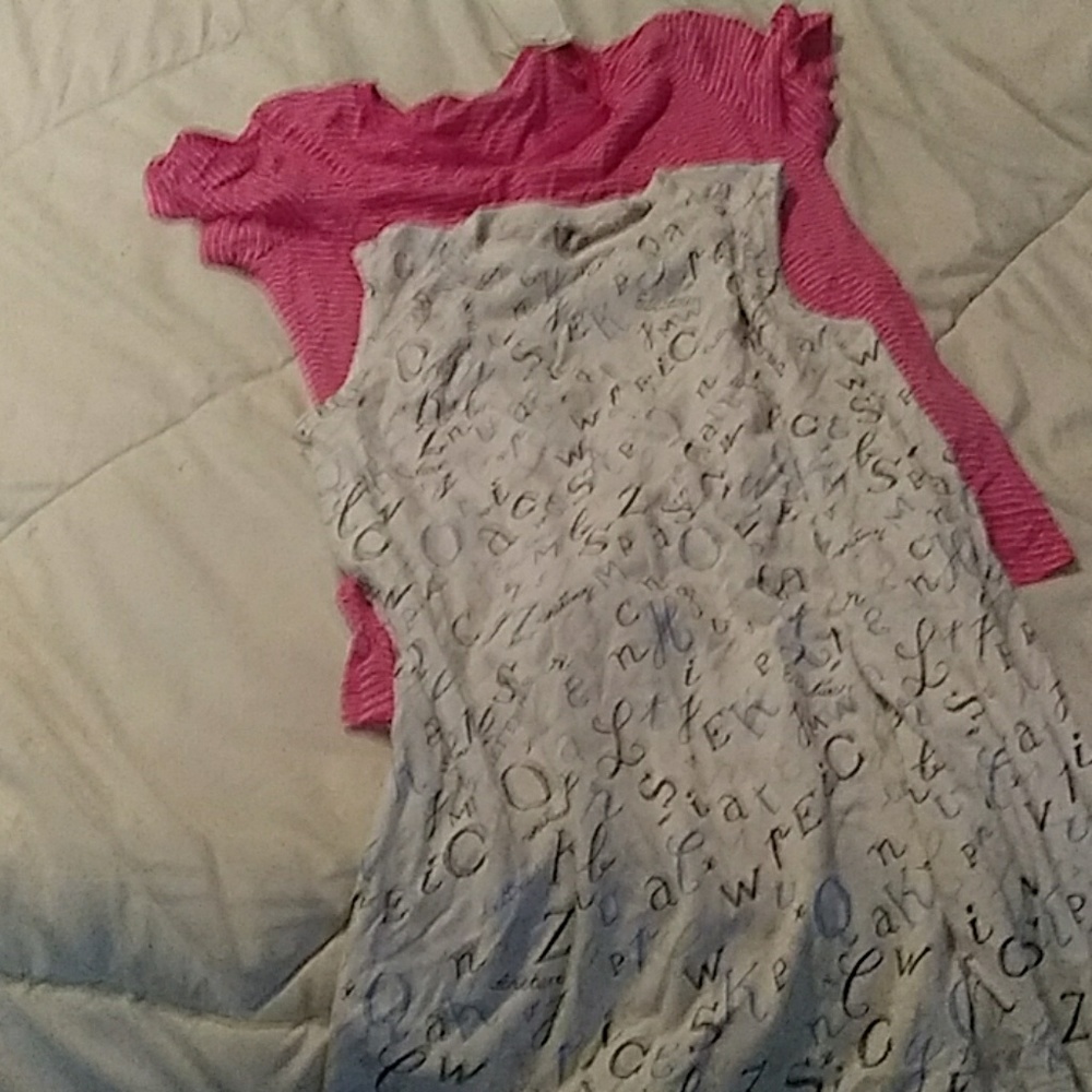 ⭐Uniqlo top lot s olympia le tan